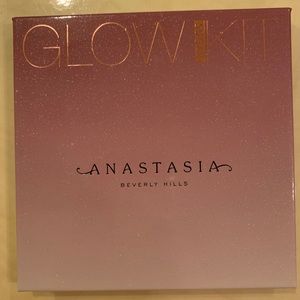 Anastasia glow kit highlighters palette